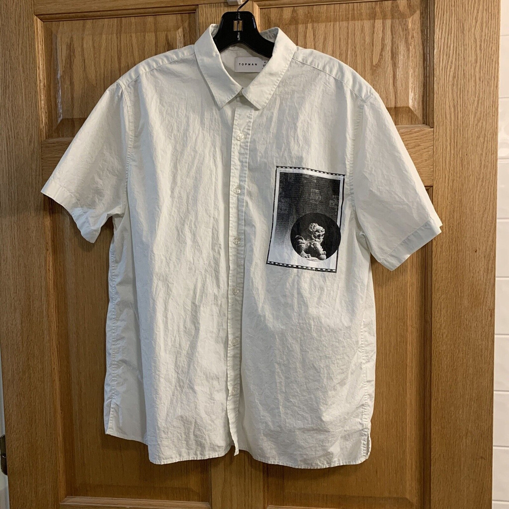 Topman Logo Patch Guardian Foo Dog White Casual Button Down SS Shirt Mens Size M